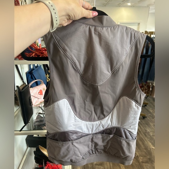 Lululemon Polar Pace Run Vest size 4 - Picture 3 of 8